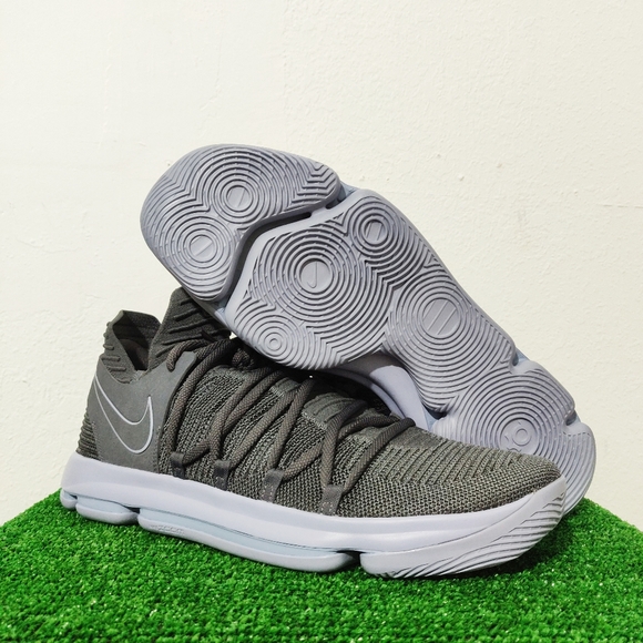 kd 10 dark grey